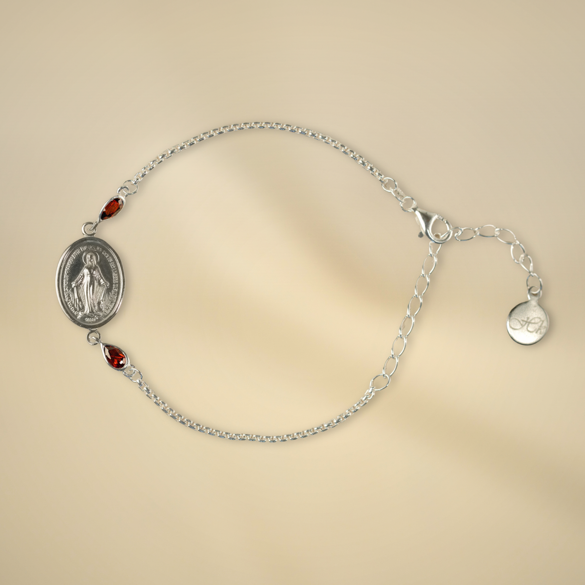 Pulsera de plata con 2 granates de Mozambique de 5 x 3 mm cada uno
