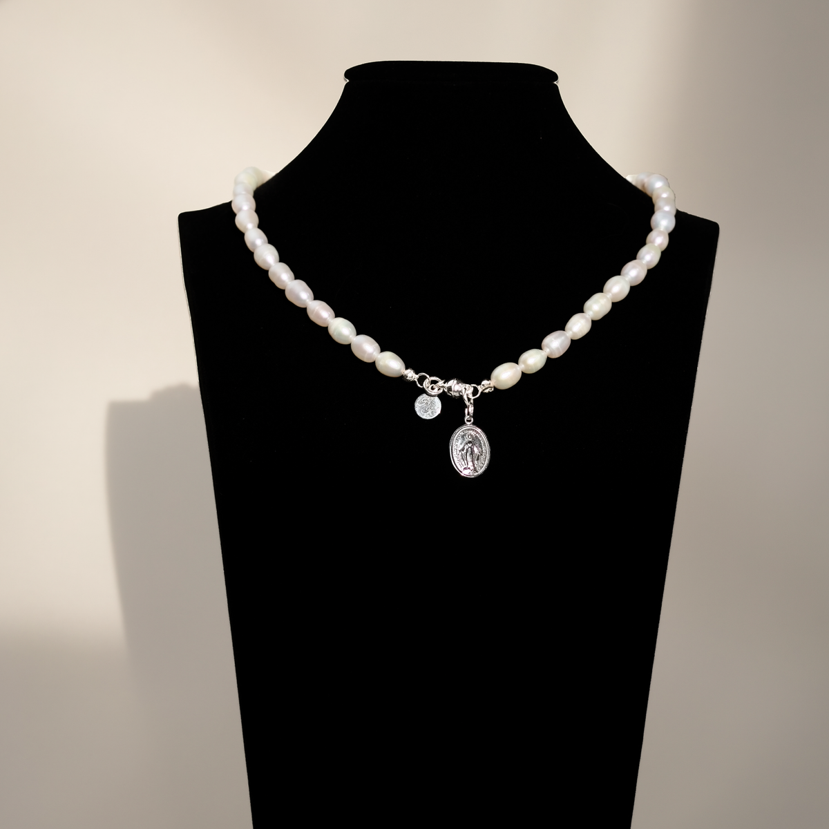 Collar de perlas de agua dulce