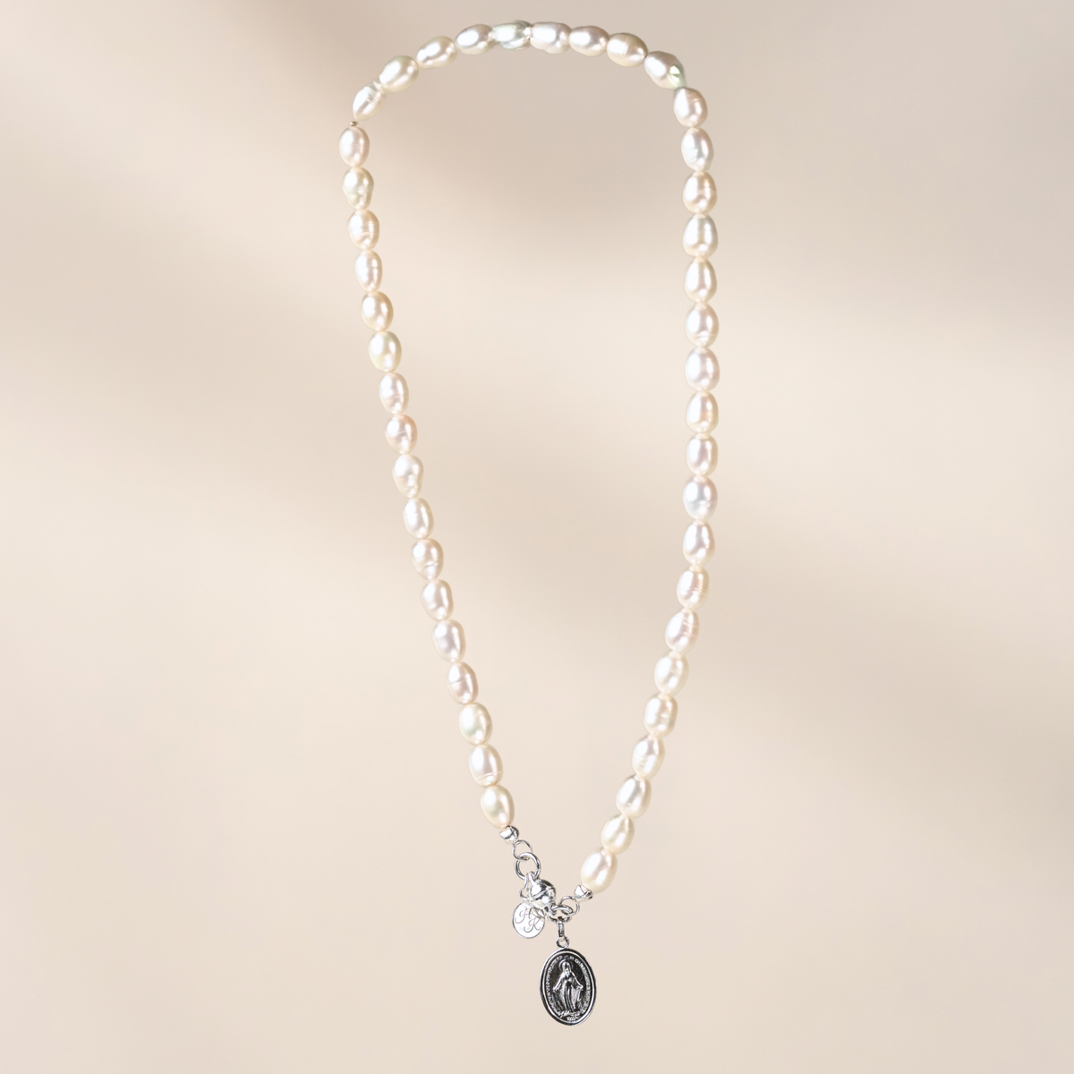 Collar de perlas de agua dulce